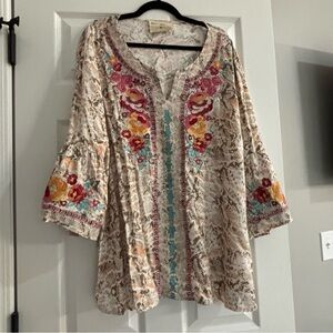 Savanna Jane Floral Embroidered Women's Top